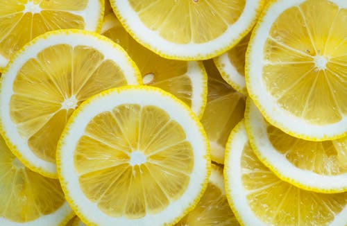 مجموعة صور لشرائح الليمون المميزة: