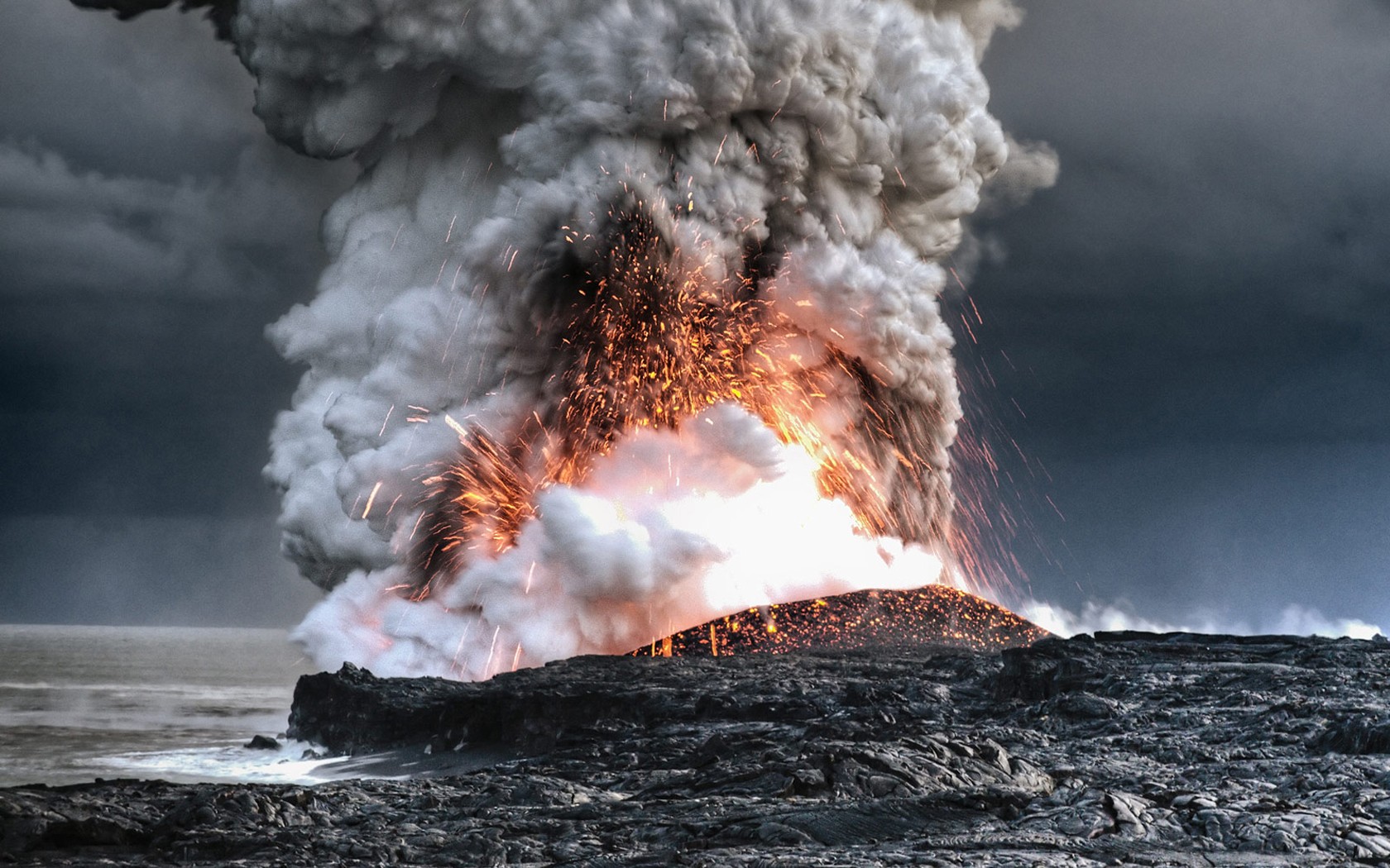 صورة لأكبر بركان في العالم