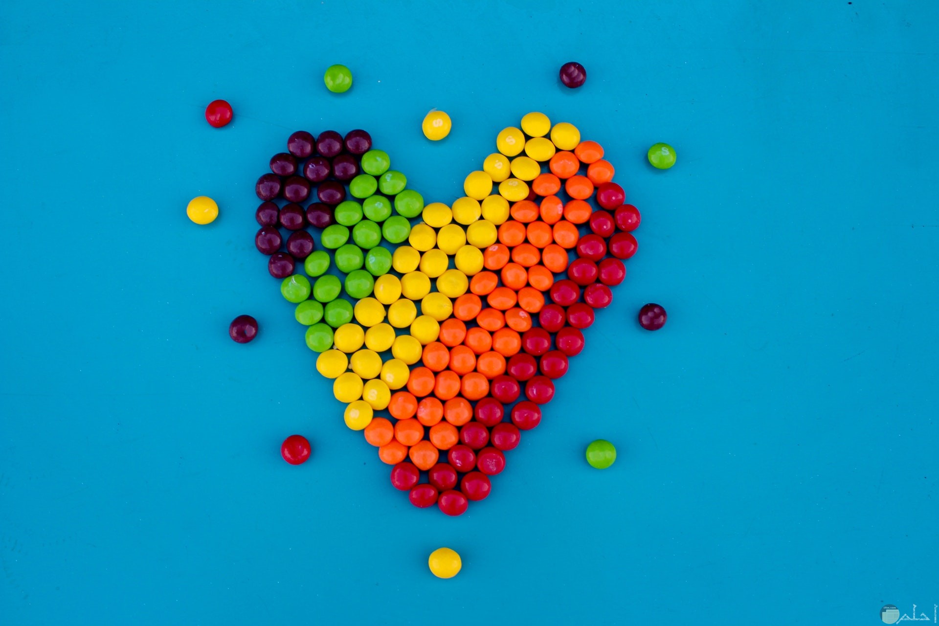 صور قلوب ملونة رومانسية جميلة