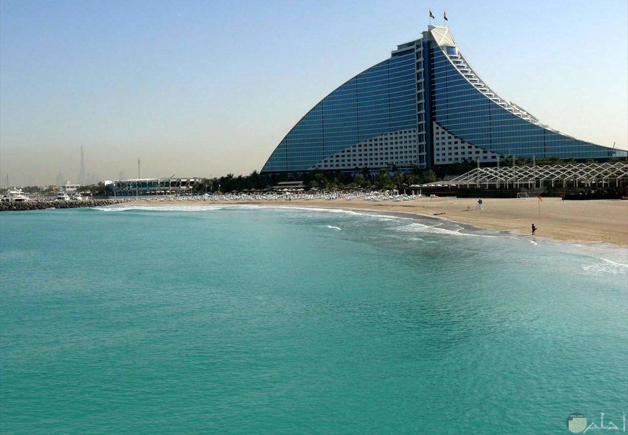 الشواطئ المخصصة للسيدات في دبي.