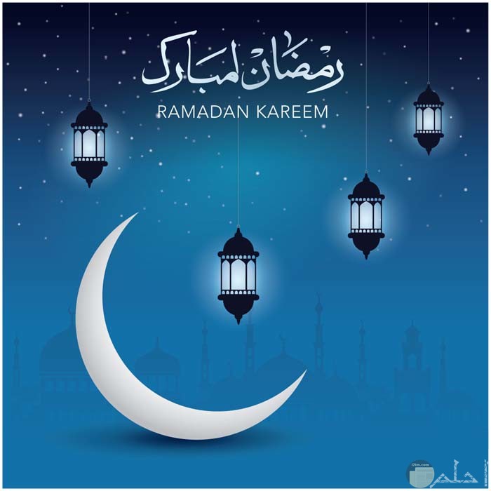 خلفية رمضان كريم وفوانيس وهلال