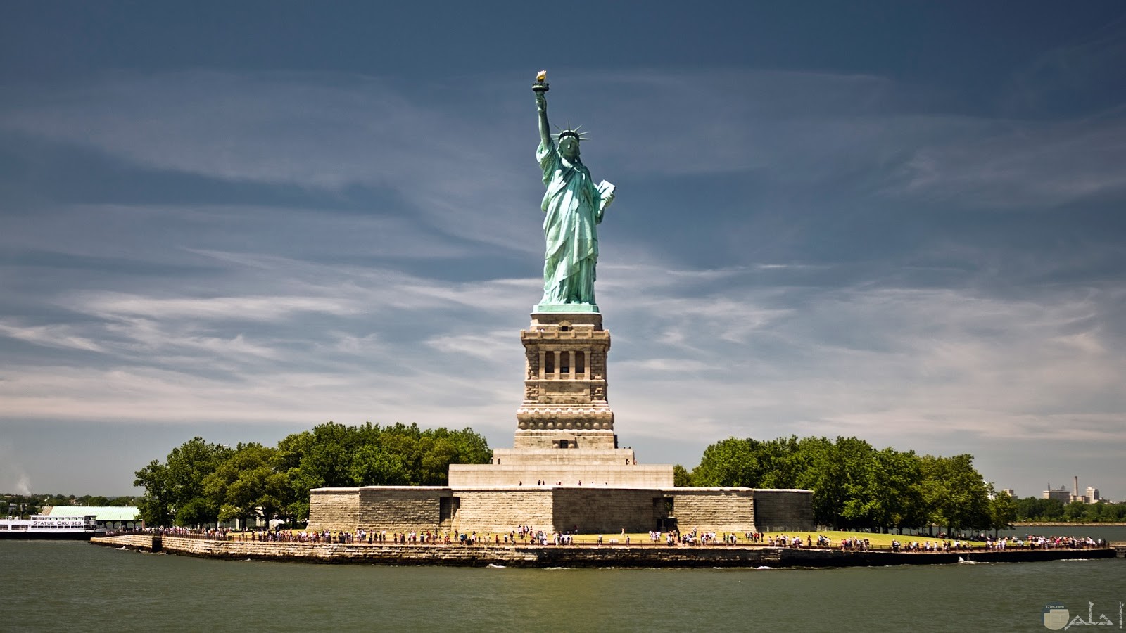 تمثال الحرية بمدينة نيويورك.