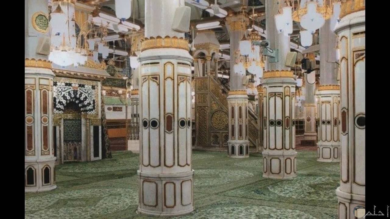 المسجد النبوى الشريف من الداخل.