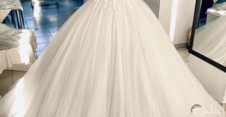 فستان زفاف شيك