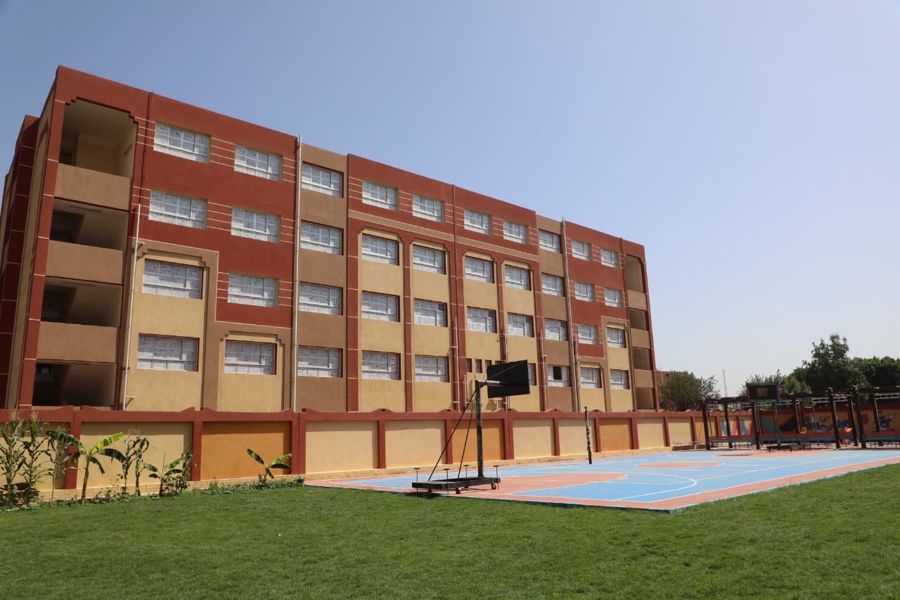 صورة مبني المدرسة